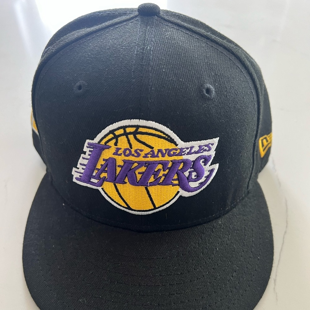 LA Lakers fitted hat 17th Championship